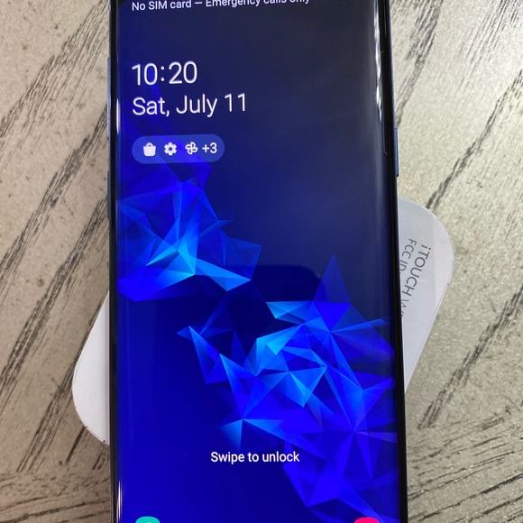 Phone - Picture 2 of 3